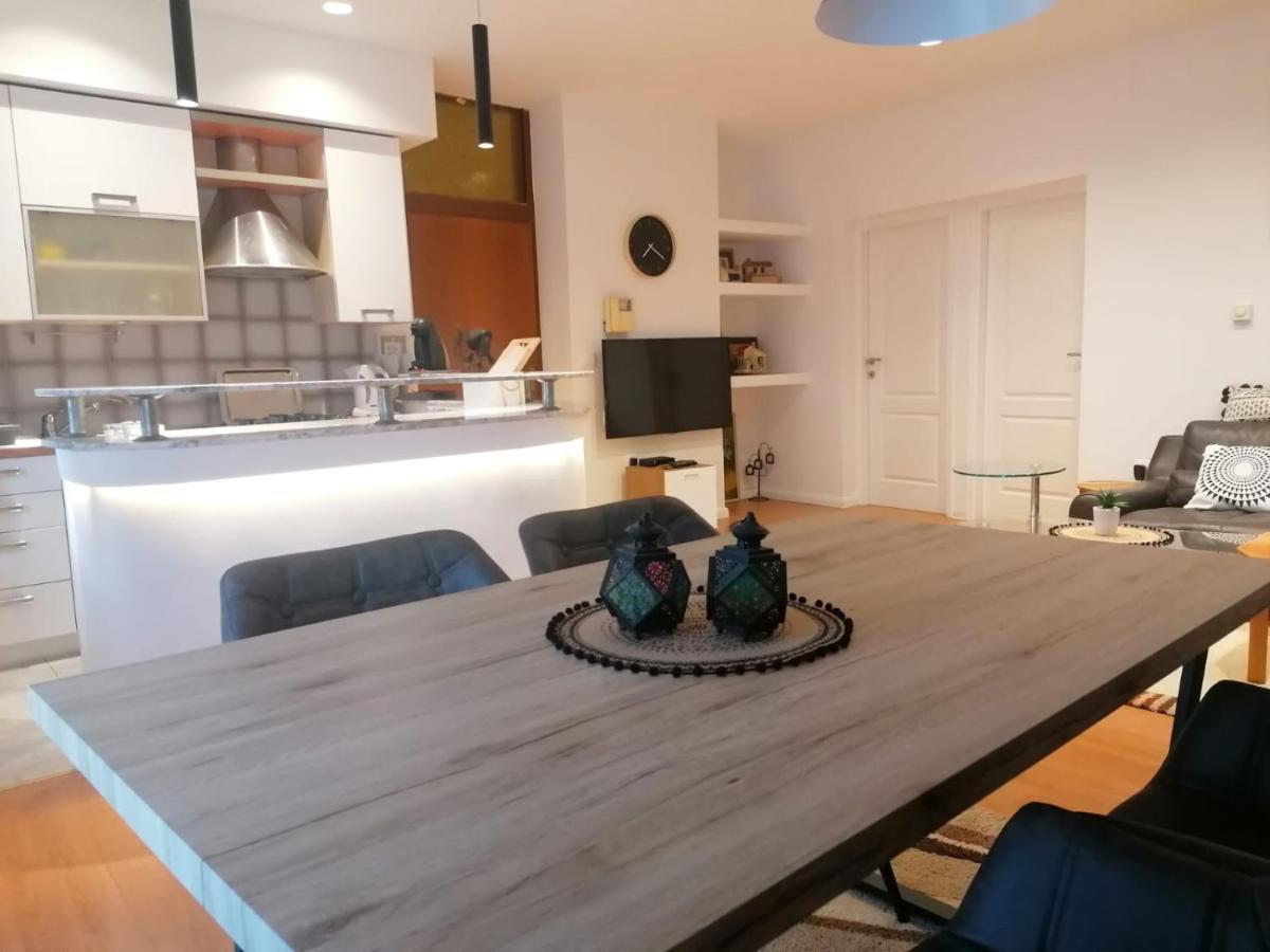 Apartment Pino Zadar Extérieur photo